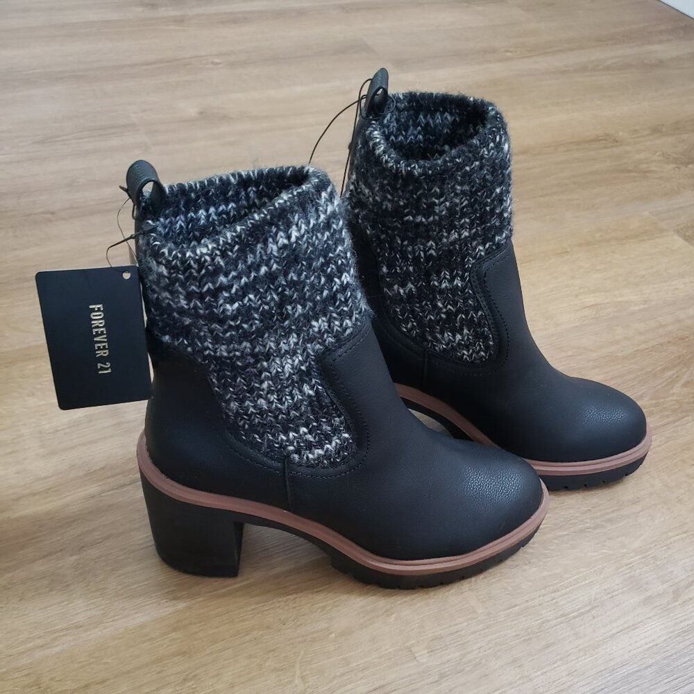NWT Forever 21 Black Sweater Boots 9W